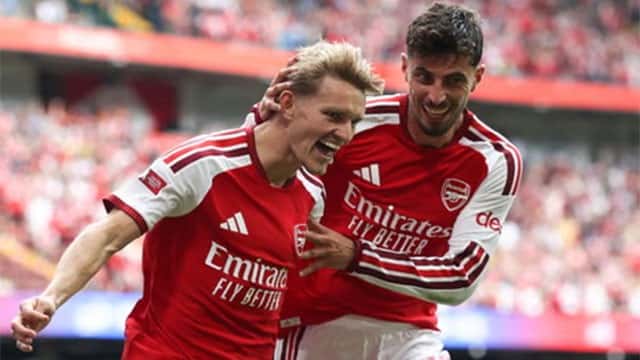 Arsenal thrash Manchester City to win the Community Shield