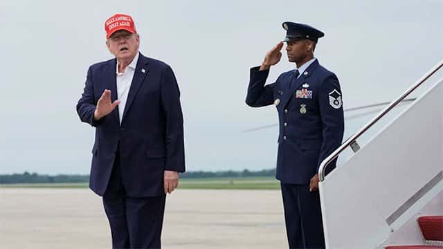 Trump instructs Pentagon to reduce military exercises with South Korea