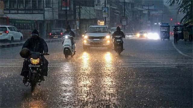 Several spells of showers expected in parts of the island today