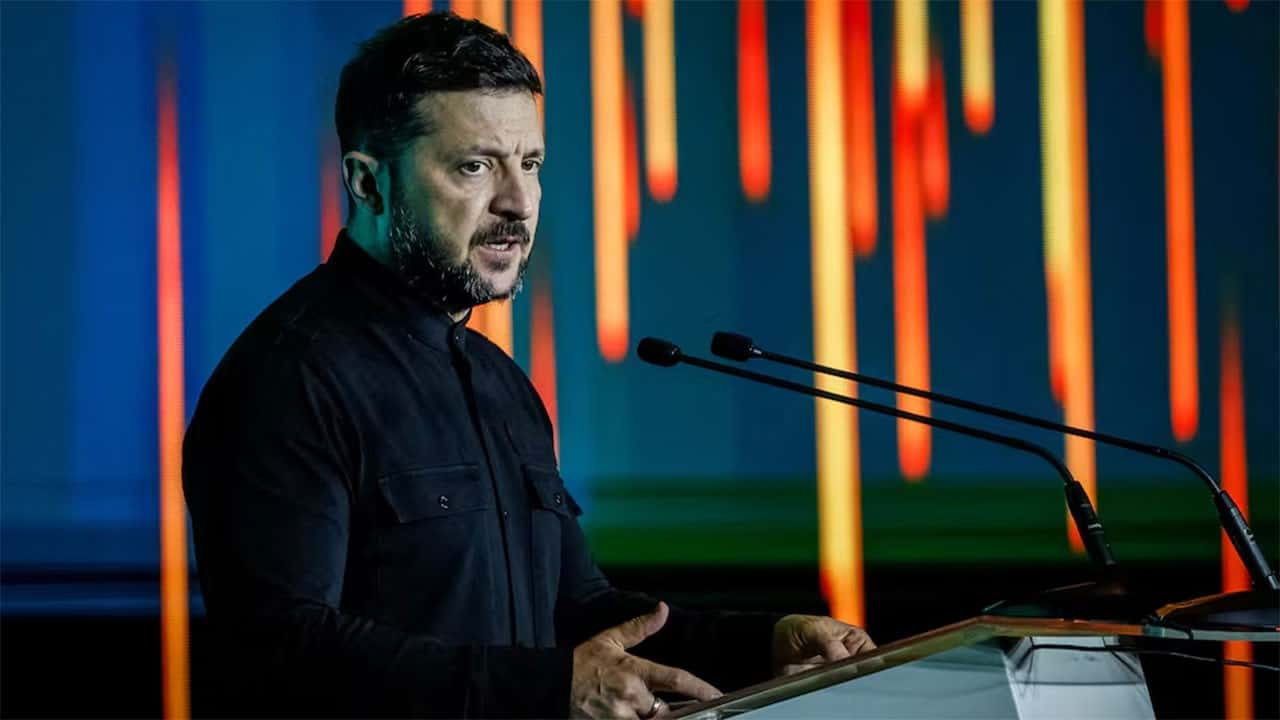 Wartime election would 'destroy' Ukraine, Zelenskiy says