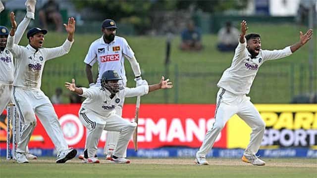 India dominate as Sri Lanka stumble to 8/2 at SSC