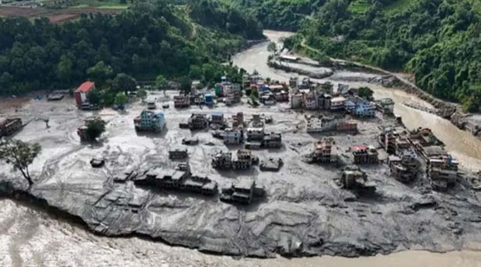 392 confirmed dead and more than 1,400 missing in Nepal floods