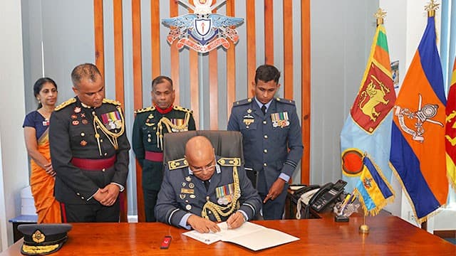 Air Vice Marshal Indika Wickramasinghe assumes duties as new KDU Vice Chancellor