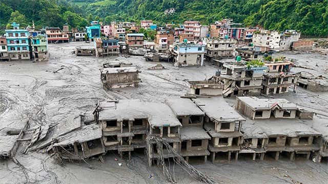 Nepal disaster death toll rises as rescuers scour tunnels