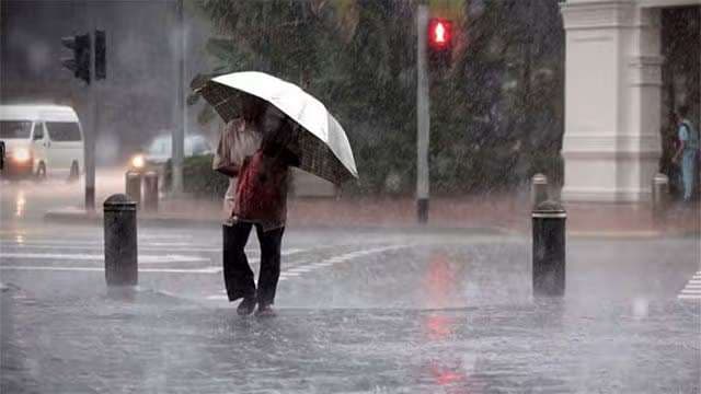 Several spells of showers expected in parts of the country today