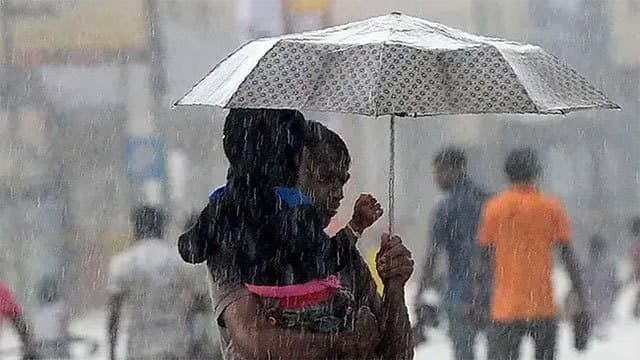 Heavy rainfall above 100 mm expected in several areas tomorrow