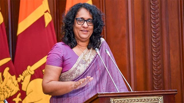 PM stresses urgent need to nurture future leaders for positive change