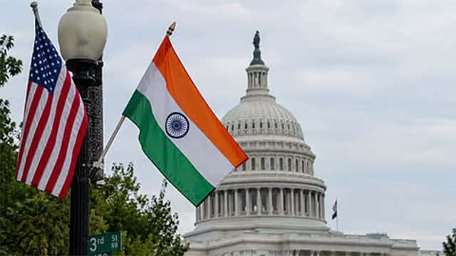 India faces 100% tariff threat over Russian oil after US House vote