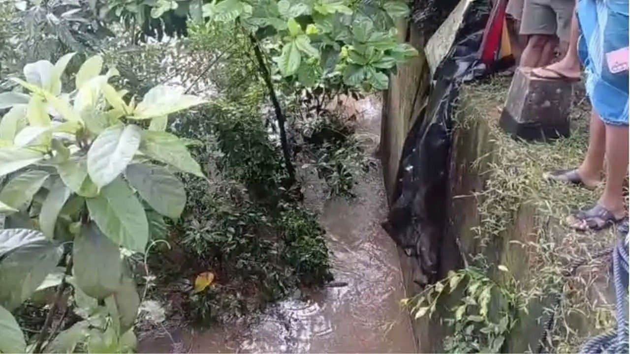 Man found dead after falling into Ritigaha Oya