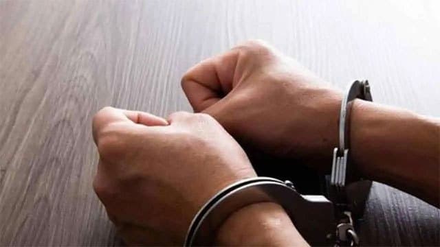 Former State Minister’s ex-private secretary arrested over Rs. 8.1 mln bribery case