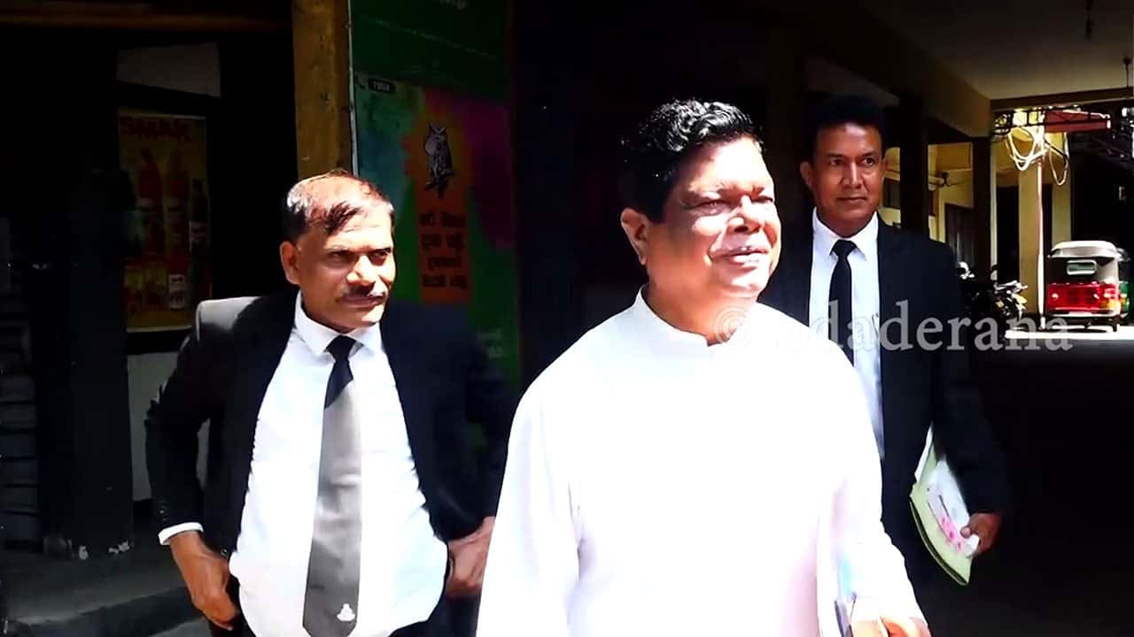 Ex-Minister Bandula leaves Bribery Comm. after recording statement