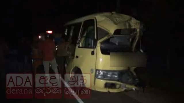14 injured after bus traveling to Anuradhapura involved in accident in Galkulama