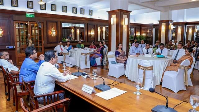 Discussion held to review progress of ‘Clean Colombo’ programme