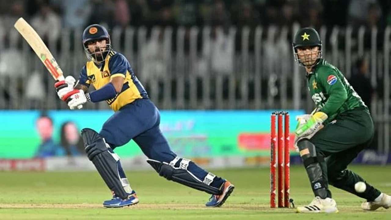 Sri Lanka cruise to 8-wicket victory over Pakistan in 3rd T20I