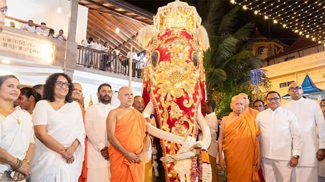Bellanwila Esala Perahera…