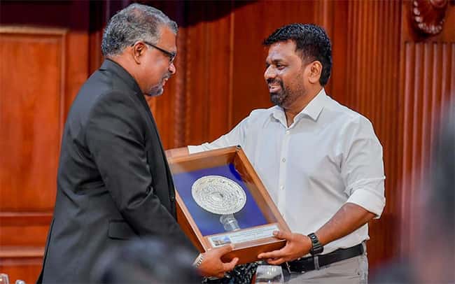 President commends service of outgoing Treasury Secretary Mahinda Siriwardana