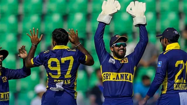 Sri Lanka skittle Pakistan out for 110 in Lahore