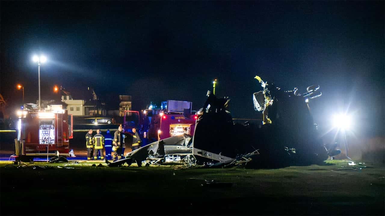 A helicopter with the EU force in Bosnia crashes, killing 4 and injuring 11