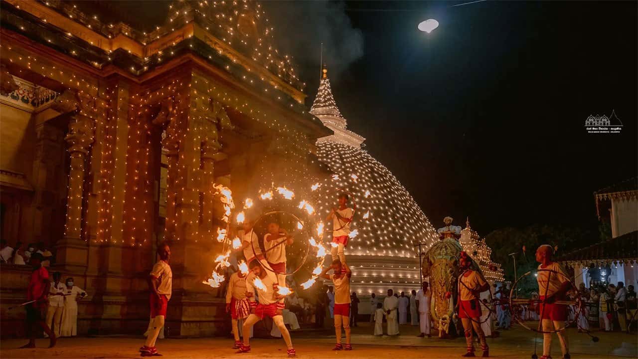 100th Kelaniya Duruthu Maha Perahera opens 400-seat Tourist Enclosure to international visitors