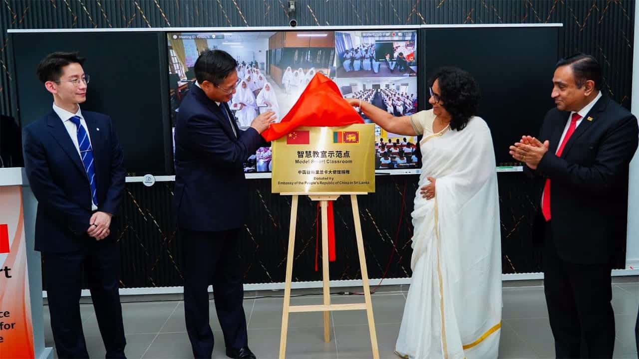 PM opens new smart learning classrooms…